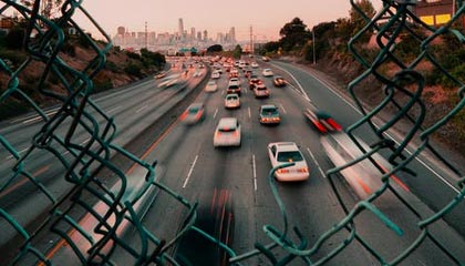 《律师指导：合法查询他人婚姻状况的实用操作指南》